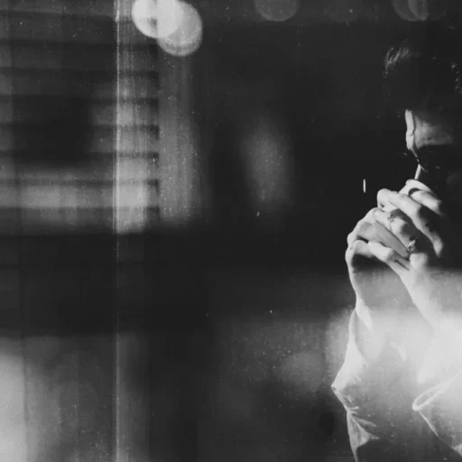 grayscale-photo-of-man-1024x683